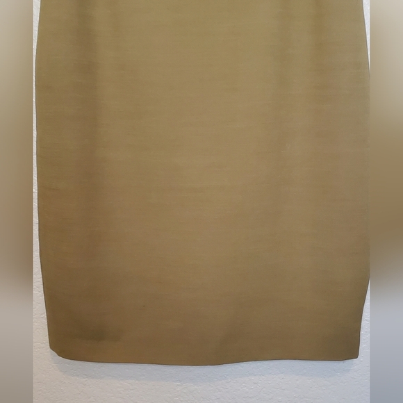 Byblos Silk Khaki Green Knee-Length Perfect Pencil Skirt Size 4 (42 EU) - Picture 2 of 5